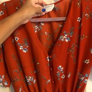 Burnt orange flutter top